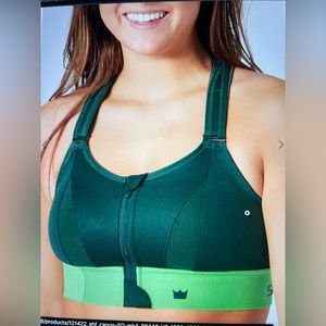 NWT Shefit Ultimate Sports Bra (Medium). Color - Green.